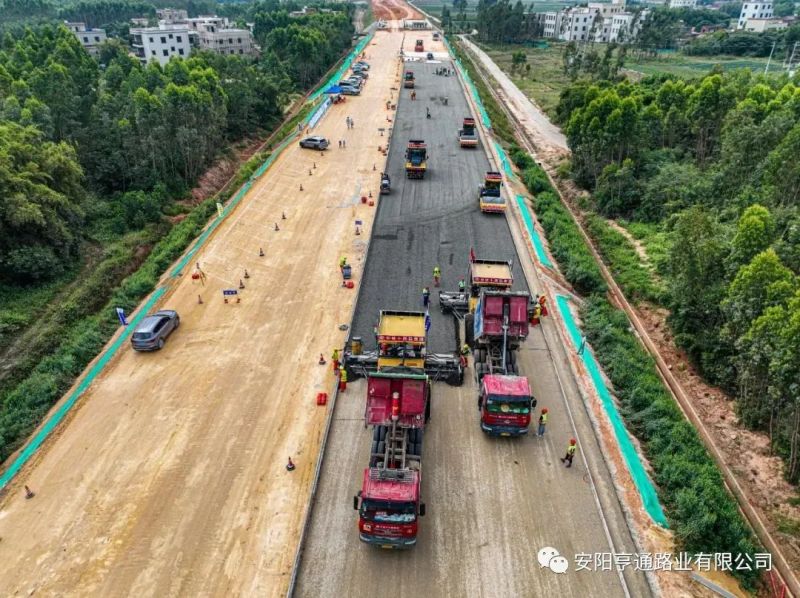 【省重 點項目】3D技術“打印”高速公路，南三島大橋項目進入路面工程施工階段